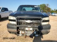 ✅ 2006 Chevrolet Silverado 2500HD Work Truck • VIN: 1GCHK29U96E263730 • Lot: 74775794. Wystawiony na Copart z przebiegiem Nie podano. Bezpłatny archiwum sprzedaży aukcyjnych z USA i szczegółowy raport historii pojazdu na DreamBid. Zdjęcie 5.
