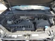 ✅ 2019 Volkswagen Atlas SE • VIN: 1V2WR2CA0KC546619 • Lot: 56296225. Listed on Copart with 105,777 mi. Free auction sales archive from the USA and detailed vehicle history report at DreamBid. Image 12.