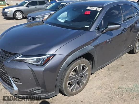 ✅ 2020 Lexus UX 250h • VIN: JTHX9JBH7L2030097 • Lot: 85845925. Wystawiony na Copart z przebiegiem 84 613 mil. Bezpłatny archiwum sprzedaży aukcyjnych z USA i szczegółowy raport historii pojazdu na DreamBid. Zdjęcie 14.