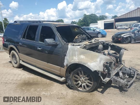 ✅ 2013 Ford Expedition Max XLT • VIN: 1FMJK1J51DEF53453 • Lot: 67968485. Listed on Copart with Not provided. Free auction sales archive from the USA and detailed vehicle history report at DreamBid. Image 4.