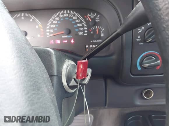 2000 Dodge Dakota z VIN 1B7FL26X1YS606389, wystawiony jako IAAI lot #42365620 z przebiegiem 142 889 mil mil oraz . Historia ofert i sprzedaży dostępna na DreamBid. Obrazek 11.