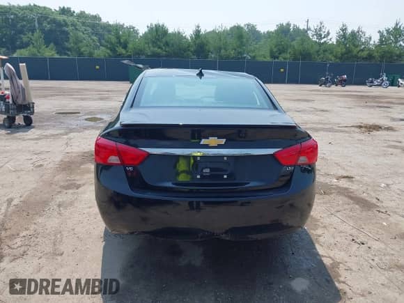 2018 Chevrolet Impala LT с VIN 2G1105S39J9105614, выставлен на аукционе IAAI как лот 42869926 с пробегом 108 807 миль миль и . История ставок и продаж доступна на DreamBid. Изображение 16.