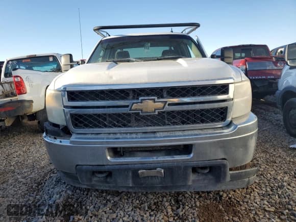 ✅ 2011 Chevrolet Silverado 2500HD • VIN: 1GB2KVCG6BZ267106 • Лот: 86861944. Опубликован ранее на Copart с пробегом Не указан. Бесплатный доступ к архиву аукционных продаж из США и подробный отчёт об истории автомобиля на DreamBid. Изображение 5.