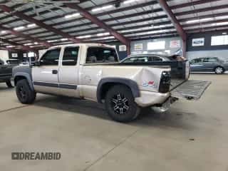 2004 Chevrolet Silverado 1500 Z71 z VIN 2GCEK19T541154216, wystawiony jako Copart lot #72559924 z przebiegiem 150 728 mil mil oraz Nie do naprawy • Non repairable. Historia ofert i sprzedaży dostępna na DreamBid. Obrazek 2.