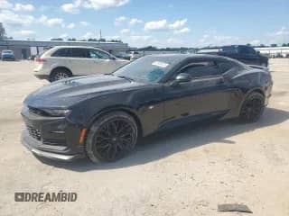 2019 Chevrolet Camaro 2SS z VIN 1G1FH1R72K0106194, wystawiony jako Copart lot #67709075 z przebiegiem 59 059 mil mil oraz Czysty tytuł • Clean title. Historia ofert i sprzedaży dostępna na DreamBid. Obrazek 1.