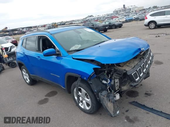 ✅ 2018 Jeep Compass Latitude • VIN: 3C4NJDBB6JT282156 • Lot: 43641156. Wystawiony na IAAI z przebiegiem 76 869 mil. Bezpłatny archiwum sprzedaży aukcyjnych z USA i szczegółowy raport historii pojazdu na DreamBid. Zdjęcie 1.