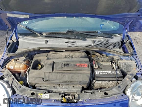 ✅ 2012 FIAT 500 Sport • VIN: 3C3CFFBR6CT332160 • Lot: 95911095. Wystawiony na Copart z przebiegiem 138 599 mil. Bezpłatny archiwum sprzedaży aukcyjnych z USA i szczegółowy raport historii pojazdu na DreamBid. Zdjęcie 11.