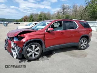 ✅ 2018 Chevrolet Traverse LT • VIN: 1GNEVHKW6JJ106706 • Lot: 68302204. Wystawiony na Copart z przebiegiem 60 121 mil. Bezpłatny archiwum sprzedaży aukcyjnych z USA i szczegółowy raport historii pojazdu na DreamBid. Zdjęcie 1.