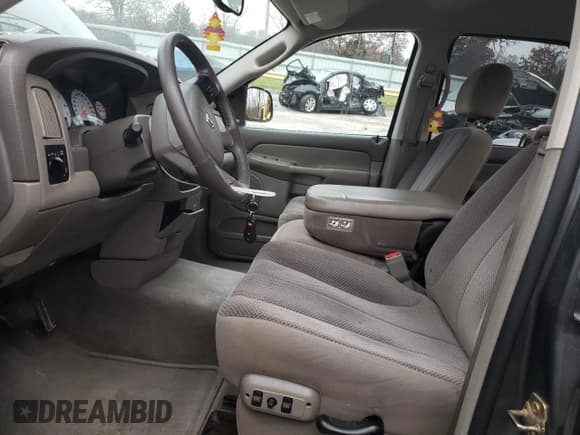 ✅ 2004 Dodge 1500 SLT • VIN: 1D7HU18D84J128593 • Лот: 76729793. Опубликован ранее на Copart с пробегом 134 903 миль. Бесплатный доступ к архиву аукционных продаж из США и подробный отчёт об истории автомобиля на DreamBid. Изображение 7.