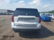 ✅ 2021 GMC Yukon SLT • VIN: 1GKS1BKDXMR284292 • Lot: 42293662. Listed on IAAI with 118,142 mi. Free auction sales archive from the USA and detailed vehicle history report at DreamBid. Image 16.