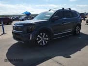 ✅ 2020 Kia Telluride S • VIN: 5XYP6DHC6LG095939 • Lot: 81698195. Wystawiony na Copart z przebiegiem 85 289 mil. Bezpłatny archiwum sprzedaży aukcyjnych z USA i szczegółowy raport historii pojazdu na DreamBid. Zdjęcie 14.