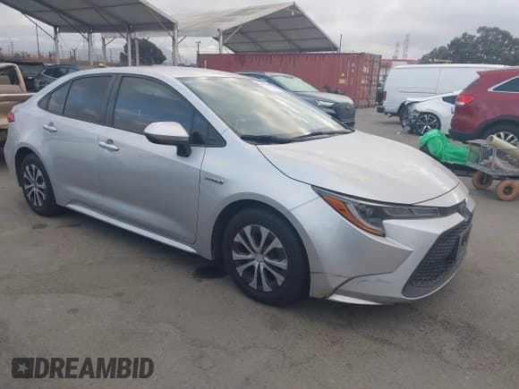 ✅ 2020 Toyota Corolla Hybrid LE • VIN: JTDEBRBE1LJ023346 • Лот: 43376686. Опубликован ранее на IAAI с пробегом 131 968 миль. Бесплатный доступ к архиву аукционных продаж из США и подробный отчёт об истории автомобиля на DreamBid. Изображение 1.