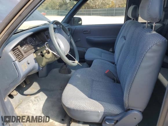 ✅ 1996 Toyota T100 DX • VIN: JT4TN12D8T0019291 • Лот: 78065354. Опубликован ранее на Copart с пробегом 185 004 миль. Бесплатный доступ к архиву аукционных продаж из США и подробный отчёт об истории автомобиля на DreamBid. Изображение 7.