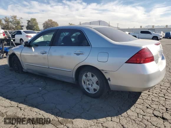 2006 Honda Accord LX с VIN 1HGCM56416A037636, выставлен на аукционе Copart как лот 90340455 с пробегом 180 566 миль миль и Списание • Salvage title. История ставок и продаж доступна на DreamBid. Изображение 2.