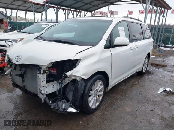 ✅ 2015 Toyota Sienna Limited • VIN: 5TDDK3DC9FS115784 • Лот: 41355934. Опубликован ранее на IAAI с пробегом 125 675 миль. Бесплатный доступ к архиву аукционных продаж из США и подробный отчёт об истории автомобиля на DreamBid. Изображение 2.