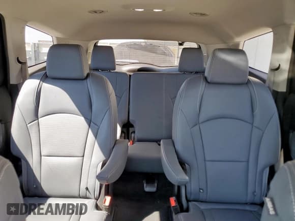 ✅ 2019 Buick Enclave Premium • VIN: 5GAERCKW4KJ282401 • Lot: 84615955. Listed on Copart with 55,335 mi. Free auction sales archive from the USA and detailed vehicle history report at DreamBid. Image 10.