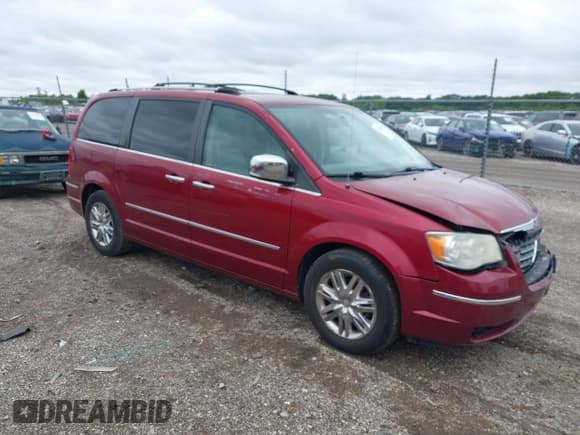 ✅ 2010 Chrysler Town & Country Limited • VIN: 2A4RR7DX7AR366259 • Lot: 42310955. Wystawiony na IAAI z przebiegiem 133 213 mil. Bezpłatny archiwum sprzedaży aukcyjnych z USA i szczegółowy raport historii pojazdu na DreamBid. Zdjęcie 1.