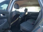 ✅ 2021 Hyundai Santa Fe SE • VIN: 5NMS14AJ7MH345598 • Lot: 43455953. Wystawiony na IAAI z przebiegiem 73 117 mil. Bezpłatny archiwum sprzedaży aukcyjnych z USA i szczegółowy raport historii pojazdu na DreamBid. Zdjęcie 8.