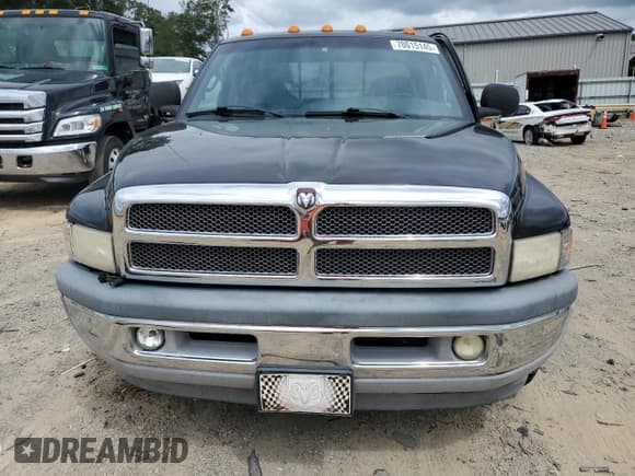 ✅ 2000 Dodge 2500 • VIN: 1B7KC2367YJ141746 • Lot: 70015145. Listed on Copart with 174,564 mi. Free auction sales archive from the USA and detailed vehicle history report at DreamBid. Image 5.