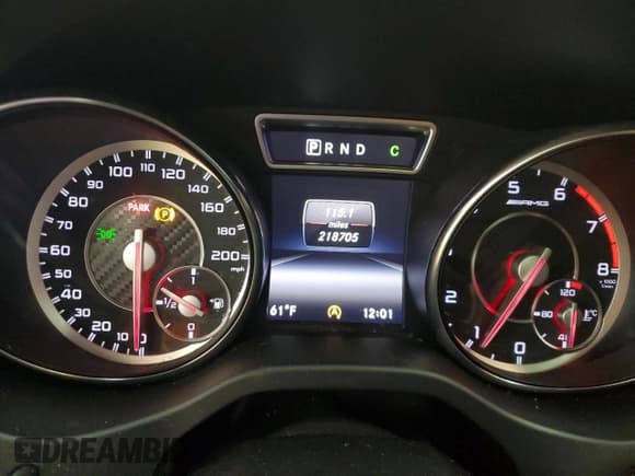 ✅ 2015 Mercedes-Benz GLA 45 AMG • VIN: WDDTG5CB7FJ141837 • Lot: 43755855. Listed on Copart with 218,705 mi. Free auction sales archive from the USA and detailed vehicle history report at DreamBid. Image 9.