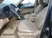 ✅ 2009 Hyundai Santa Fe Limited • VIN: 5NMSH73E89H320259 • Lot: 73205174. Listed on Copart with 151,005 mi. Free auction sales archive from the USA and detailed vehicle history report at DreamBid. Image 7.