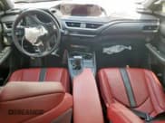 ✅ 2021 Lexus UX 200 F Sport • VIN: JTHE3JBHXM2032310 • Лот: 70576505. Опубликован ранее на Copart с пробегом 53 362 миль. Бесплатный доступ к архиву аукционных продаж из США и подробный отчёт об истории автомобиля на DreamBid. Изображение 8.