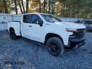 ✅ 2020 Chevrolet Silverado 1500 LT Trail Boss • VIN: 3GCPYFED2LG277688 • Lot: 78212544. Wystawiony na Copart z przebiegiem 47 231 mil. Bezpłatny archiwum sprzedaży aukcyjnych z USA i szczegółowy raport historii pojazdu na DreamBid. Zdjęcie 4.