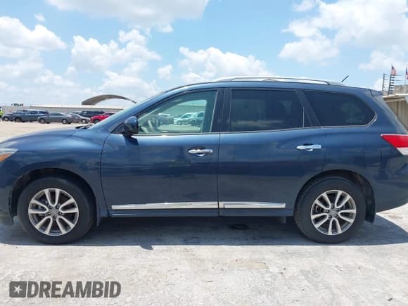 ✅ 2015 Nissan Pathfinder SV • VIN: 5N1AR2MNXFC676213 • Lot: 42521533. Listed on IAAI with 91,837 mi. Free auction sales archive from the USA and detailed vehicle history report at DreamBid. Image 14.