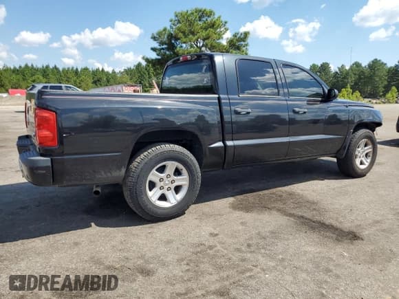 ✅ 2011 Ram Dakota Big Horn • VIN: 1D7RE3GK4BS623118 • Лот: 70467225. Опубликован ранее на Copart с пробегом 140 451 миль. Бесплатный доступ к архиву аукционных продаж из США и подробный отчёт об истории автомобиля на DreamBid. Изображение 3.