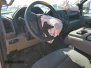 ✅ 2022 Ford F-250 XL • VIN: 1FTBF2A62NEF57914 • Lot: 74834044. Wystawiony na Copart z przebiegiem 33 394 mil. Bezpłatny archiwum sprzedaży aukcyjnych z USA i szczegółowy raport historii pojazdu na DreamBid. Zdjęcie 8.