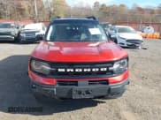 ✅ 2022 Ford Bronco Sport Outer Banks • VIN: 3FMCR9C68NRD13825 • Lot: 43620374. Wystawiony na IAAI z przebiegiem 40 181 mil. Bezpłatny archiwum sprzedaży aukcyjnych z USA i szczegółowy raport historii pojazdu na DreamBid. Zdjęcie 12.