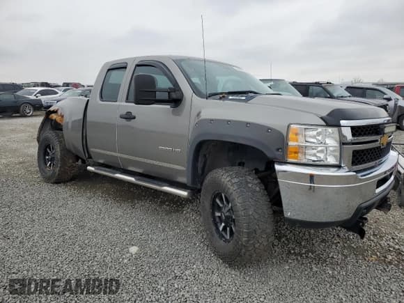 ✅ 2012 Chevrolet Silverado 2500HD Work Truck • VIN: 1GC2KVCG2CZ200144 • Lot: 43999055. Wystawiony na Copart z przebiegiem 150 845 mil. Bezpłatny archiwum sprzedaży aukcyjnych z USA i szczegółowy raport historii pojazdu na DreamBid. Zdjęcie 4.