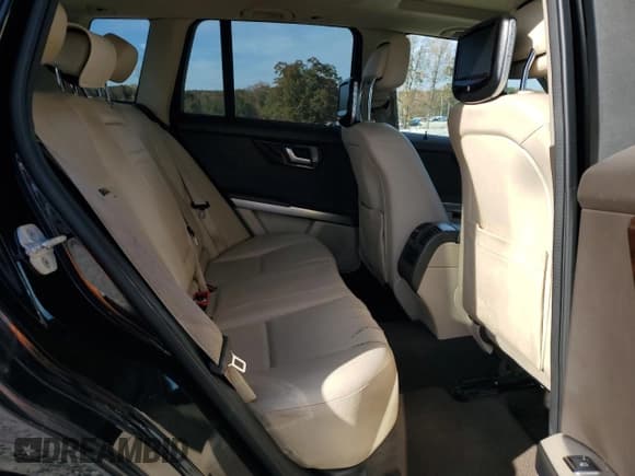 ✅ 2014 Mercedes-Benz GLK 350 • VIN: WDCGG8JB6EG187990 • Лот: 92357775. Опубликован ранее на Copart с пробегом 129 692 миль. Бесплатный доступ к архиву аукционных продаж из США и подробный отчёт об истории автомобиля на DreamBid. Изображение 11.