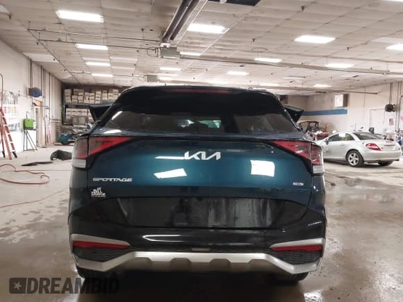 ✅ 2025 Kia Sportage SX-Prestige • VIN: KNDPXCDG9S7221402 • Lot: 43168903. Listed on IAAI with 6,843 mi. Free auction sales archive from the USA and detailed vehicle history report at DreamBid. Image 14.