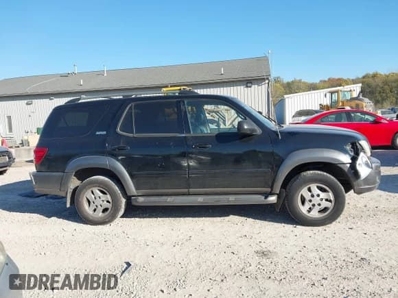 ✅ 2003 Toyota Sequoia SR5 • VIN: 5TDZT34A43S200500 • Лот: 43606322. Опубликован ранее на IAAI с пробегом 261 303 миль. Бесплатный доступ к архиву аукционных продаж из США и подробный отчёт об истории автомобиля на DreamBid. Изображение 14.