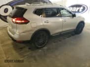 ✅ 2017 Nissan Rogue SL • VIN: JN8AT2MV9HW026364 • Лот: 84241415. Опубликован ранее на Copart с пробегом 135 984 миль. Бесплатный доступ к архиву аукционных продаж из США и подробный отчёт об истории автомобиля на DreamBid. Изображение 3.