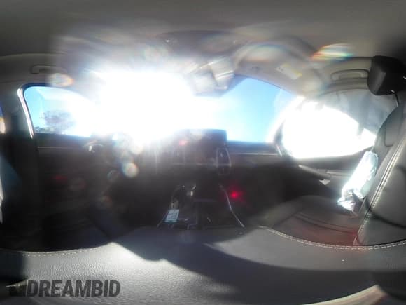 ✅ 2023 Kia Sorento SX • VIN: 5XYRKDLFXPG240802 • Lot: 43331433. Wystawiony na IAAI z przebiegiem 21 090 mil. Bezpłatny archiwum sprzedaży aukcyjnych z USA i szczegółowy raport historii pojazdu na DreamBid. Zdjęcie 19.