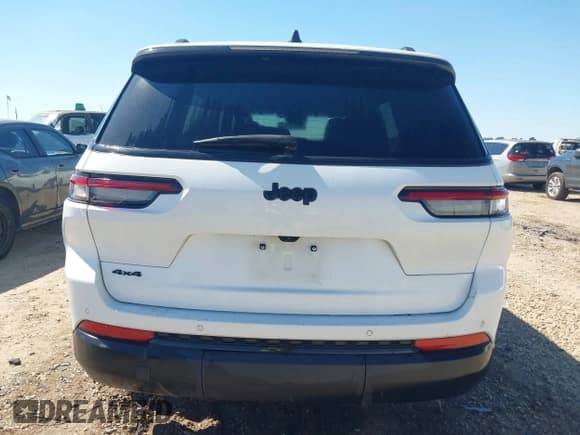 ✅ 2024 Jeep Grand Cherokee Altitude • VIN: 1C4RJKAG0R8507555 • Лот: 43438920. Опубликован ранее на IAAI с пробегом 45 599 миль. Бесплатный доступ к архиву аукционных продаж из США и подробный отчёт об истории автомобиля на DreamBid. Изображение 16.