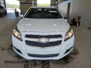 ✅ 2013 Chevrolet Malibu LT • VIN: 1G11E5SA0DF287182 • Lot: 68527594. Wystawiony na Copart z przebiegiem 136 652 mil mil. Skorzystaj z bezpłatnego archiwum sprzedaży aukcyjnych z USA i zobacz szczegółowy raport historii pojazdu na DreamBid. Zdjęcie 5.