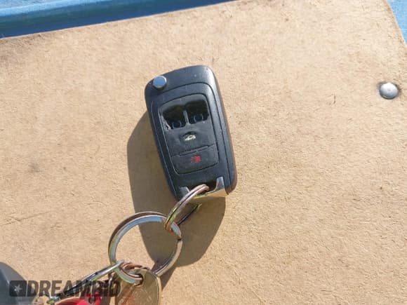 ✅ 2018 Chevrolet Impala LS • VIN: 2G11X5SA8J9112712 • Лот: 41476300. Опубликован ранее на IAAI с пробегом 143 329 миль. Бесплатный доступ к архиву аукционных продаж из США и подробный отчёт об истории автомобиля на DreamBid. Изображение 11.