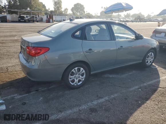 ✅ 2010 Hyundai Elantra SE • VIN: KMHDU4AD8AU127311 • Lot: 91235465. Listed on Copart with 170,690 mi. Free auction sales archive from the USA and detailed vehicle history report at DreamBid. Image 3.