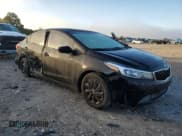 ✅ 2018 Kia Forte LX • VIN: 3KPFL4A70JE263067 • Лот: 87197975. Опубликован ранее на Copart с пробегом 69 418 миль. Бесплатный доступ к архиву аукционных продаж из США и подробный отчёт об истории автомобиля на DreamBid. Изображение 4.