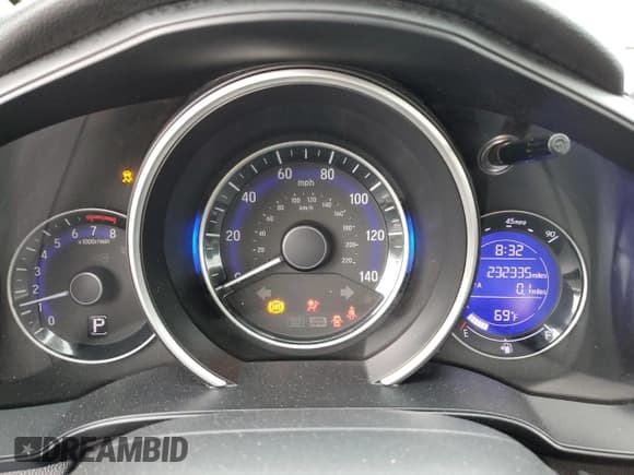 ✅ 2020 Honda Fit LX • VIN: 3HGGK5H46LM702033 • Lot: 84004605. Listed on Copart with 232,335 mi. Free auction sales archive from the USA and detailed vehicle history report at DreamBid. Image 9.