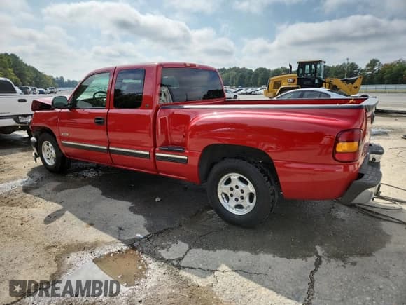 ✅ 2000 Chevrolet Silverado 1500 • VIN: 2GCEC19V2Y1195553 • Lot: 90279955. Wystawiony na Copart z przebiegiem 215 628 mil. Bezpłatny archiwum sprzedaży aukcyjnych z USA i szczegółowy raport historii pojazdu na DreamBid. Zdjęcie 2.