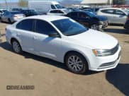 ✅ 2015 Volkswagen Jetta SE • VIN: 3VWD17AJXFM343593 • Лот: 43668505. Опубликован ранее на IAAI с пробегом 122 973 миль. Бесплатный доступ к архиву аукционных продаж из США и подробный отчёт об истории автомобиля на DreamBid. Изображение 1.