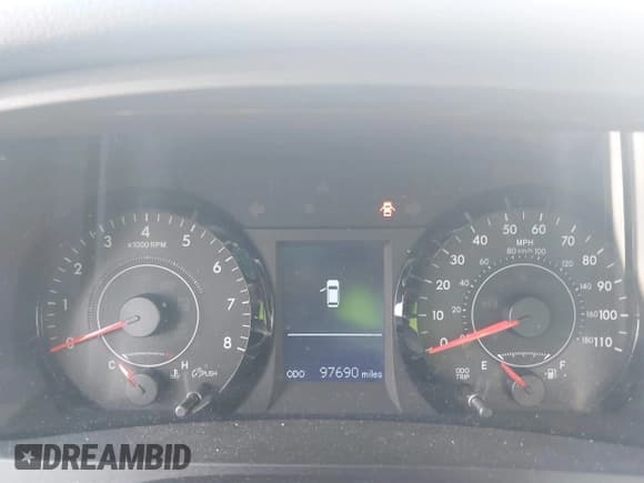 ✅ 2016 Toyota Sienna LE AAS • VIN: 5TDKK3DC4GS746001 • Lot: 43076702. Listed on IAAI with 97,690 mi. Free auction sales archive from the USA and detailed vehicle history report at DreamBid. Image 7.