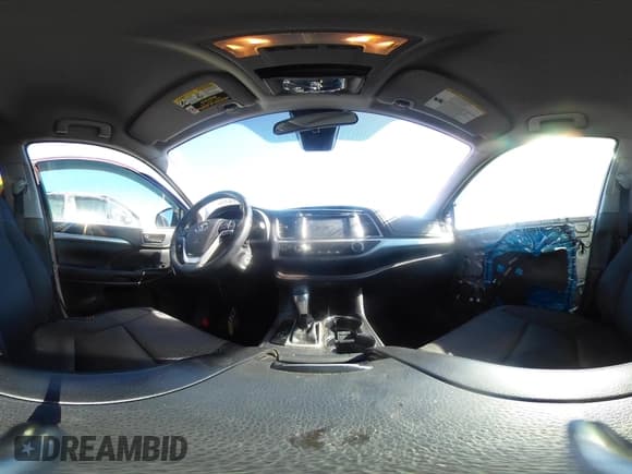 ✅ 2017 Toyota Highlander LE • VIN: 5TDZZRFH0HS217300 • Lot: 41418206. Wystawiony na IAAI z przebiegiem 158 022 mil. Bezpłatny archiwum sprzedaży aukcyjnych z USA i szczegółowy raport historii pojazdu na DreamBid. Zdjęcie 18.