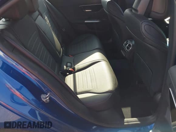 ✅ 2023 Mercedes-Benz C 300 • VIN: W1KAF4GB1PR104591 • Lot: 42148258. Listed on IAAI with 26,407 mi. Free auction sales archive from the USA and detailed vehicle history report at DreamBid. Image 8.