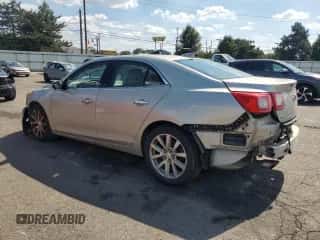 2016 Chevrolet Malibu LTZ z VIN 1G11E5SA3GF108766, wystawiony jako Copart lot #80167735 z przebiegiem 170 493 mil mil oraz Szkoda całkowita • Salvage title. Historia ofert i sprzedaży dostępna na DreamBid. Obrazek 2.