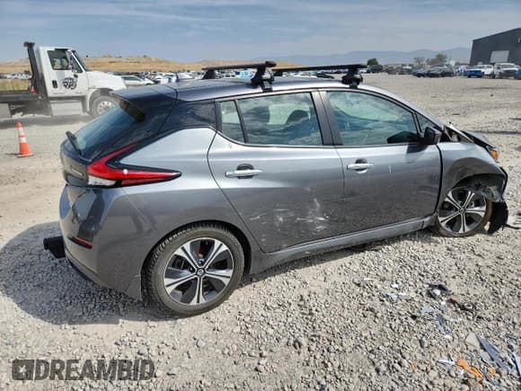 ✅ 2020 Nissan LEAF SV Plus • VIN: 1N4BZ1CP6LC311633 • Lot: 70752585. Listed on Copart with 77,709 mi. Free auction sales archive from the USA and detailed vehicle history report at DreamBid. Image 3.